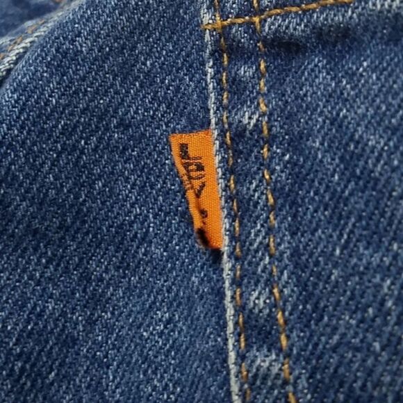 Levi's 517 90s Orange Tab Mid-Wash High Waisted Bootcut Wedgie Jeans - Picture 13 of 16